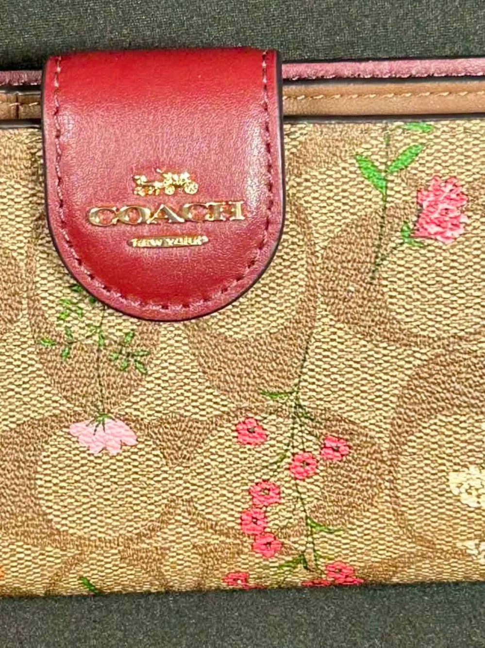 NWT COACH C8730 Medium Corner Zip Wallet Signature Canvas Wildflower Floral New - Picture 11 of 11